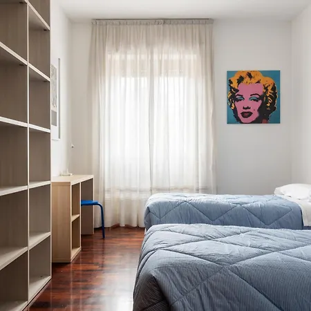 Apartment Wonderful Three-room Just Few Minutes Away From Mm Tricolore Milan