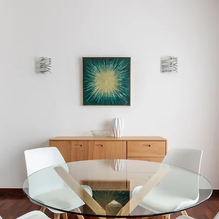 Apartamento Wonderful Three-room Just Few Minutes Away From Mm Tricolore Milán